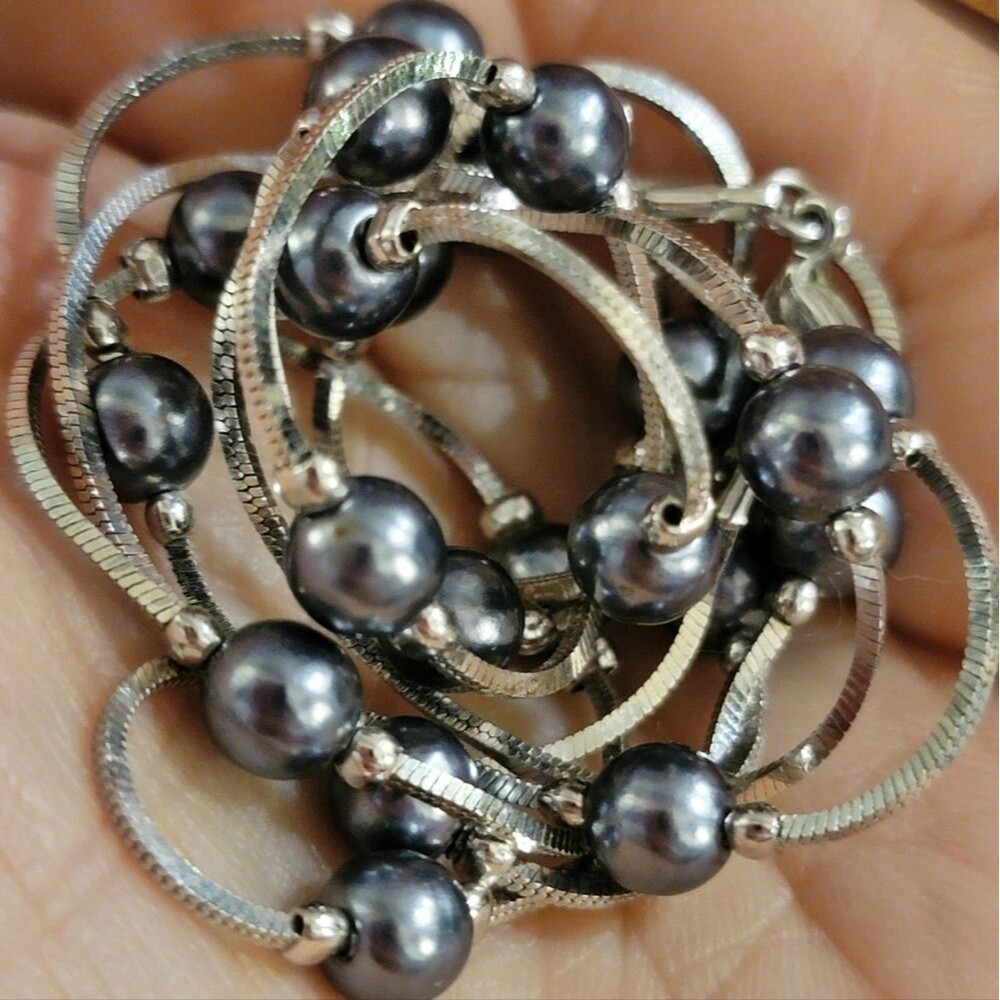 Vintage Silver Tone Snake Box Chain Necklace w 21 Black 5mm Cultured Faux Pearls